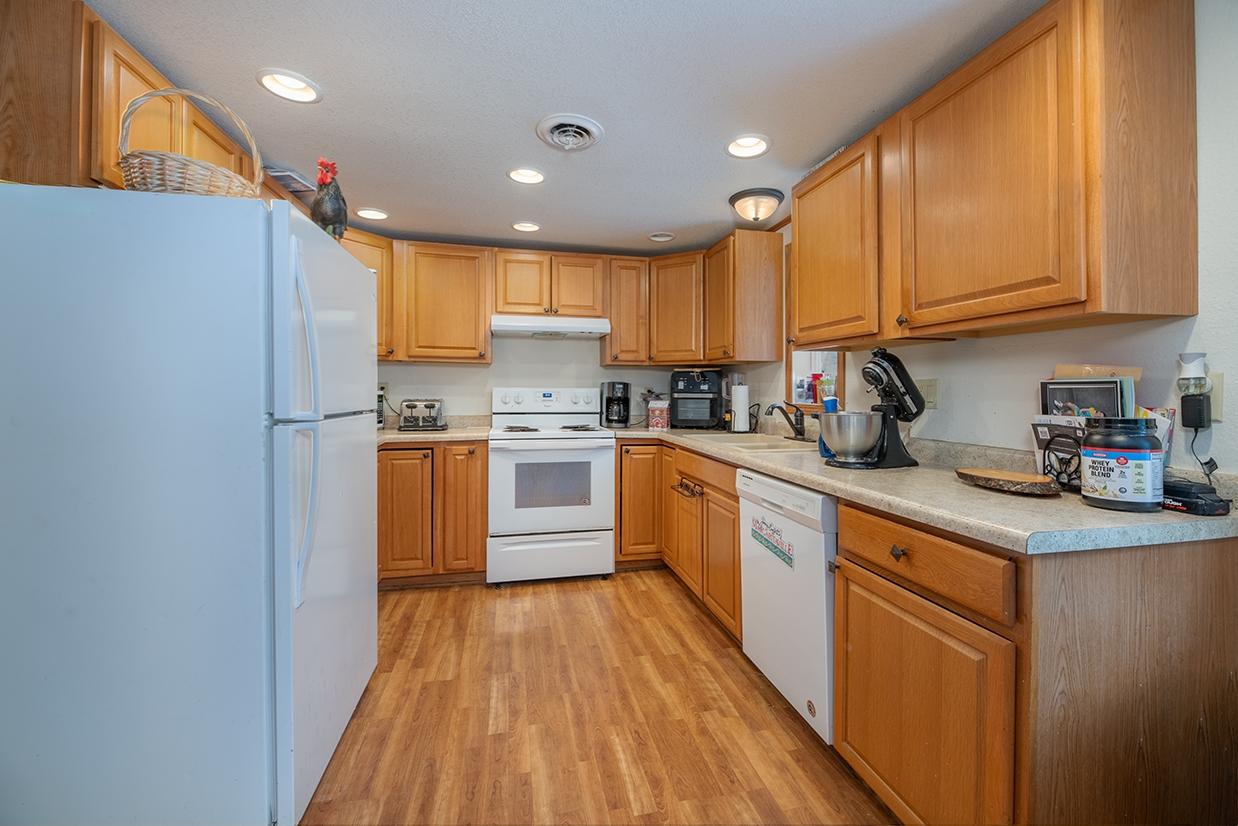 Picture 29 - Dam Lake Property 205329