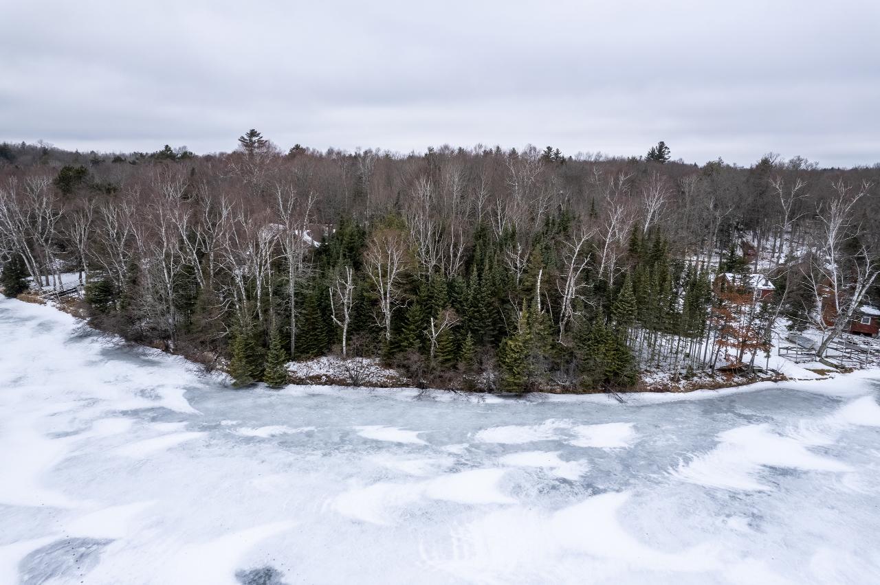 Picture 01 - High Lake Property 205701