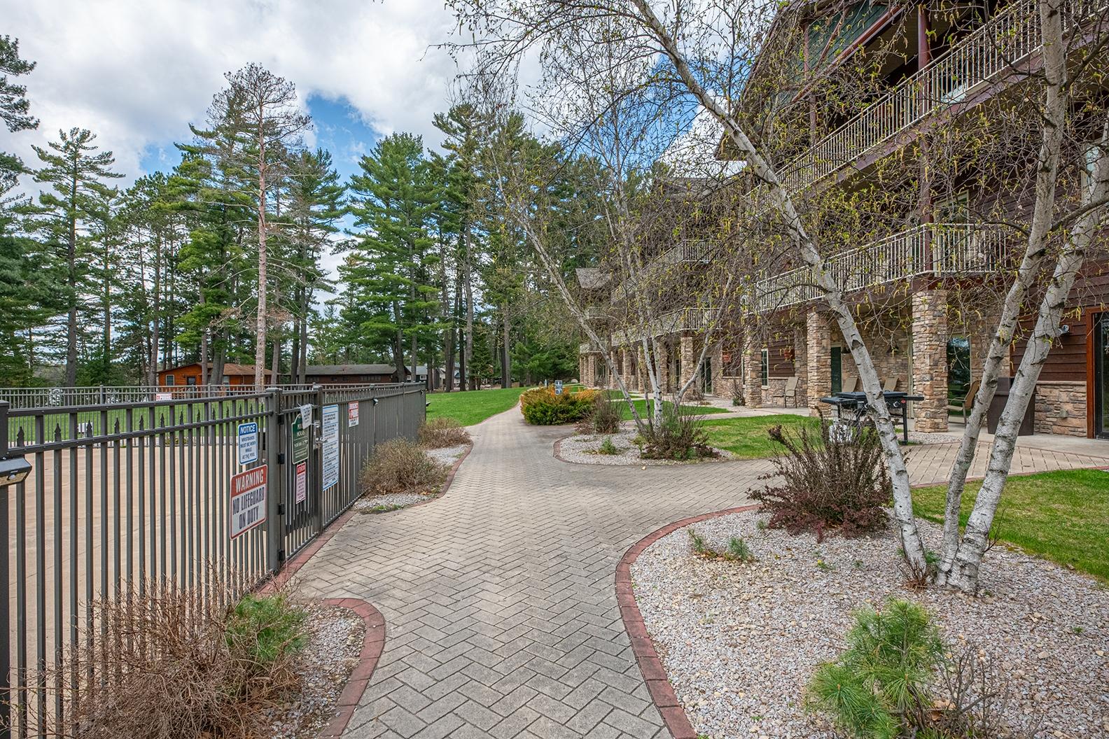 Picture 13 - Eagle Lake Property 206013