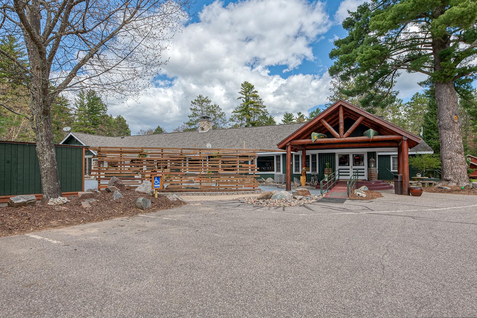 Picture 2 - Eagle Lake Property 206013