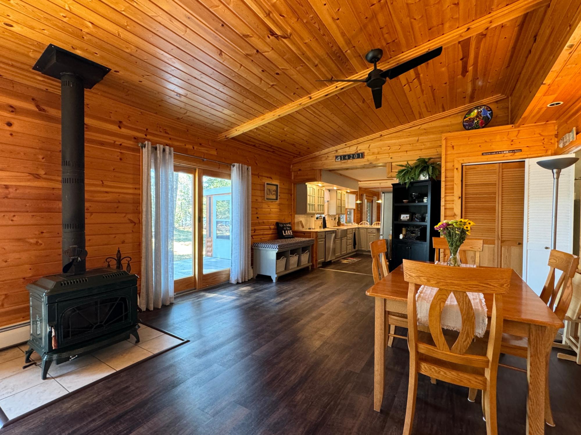 Picture 29 - Middle Sugarbush Lake Property 206675