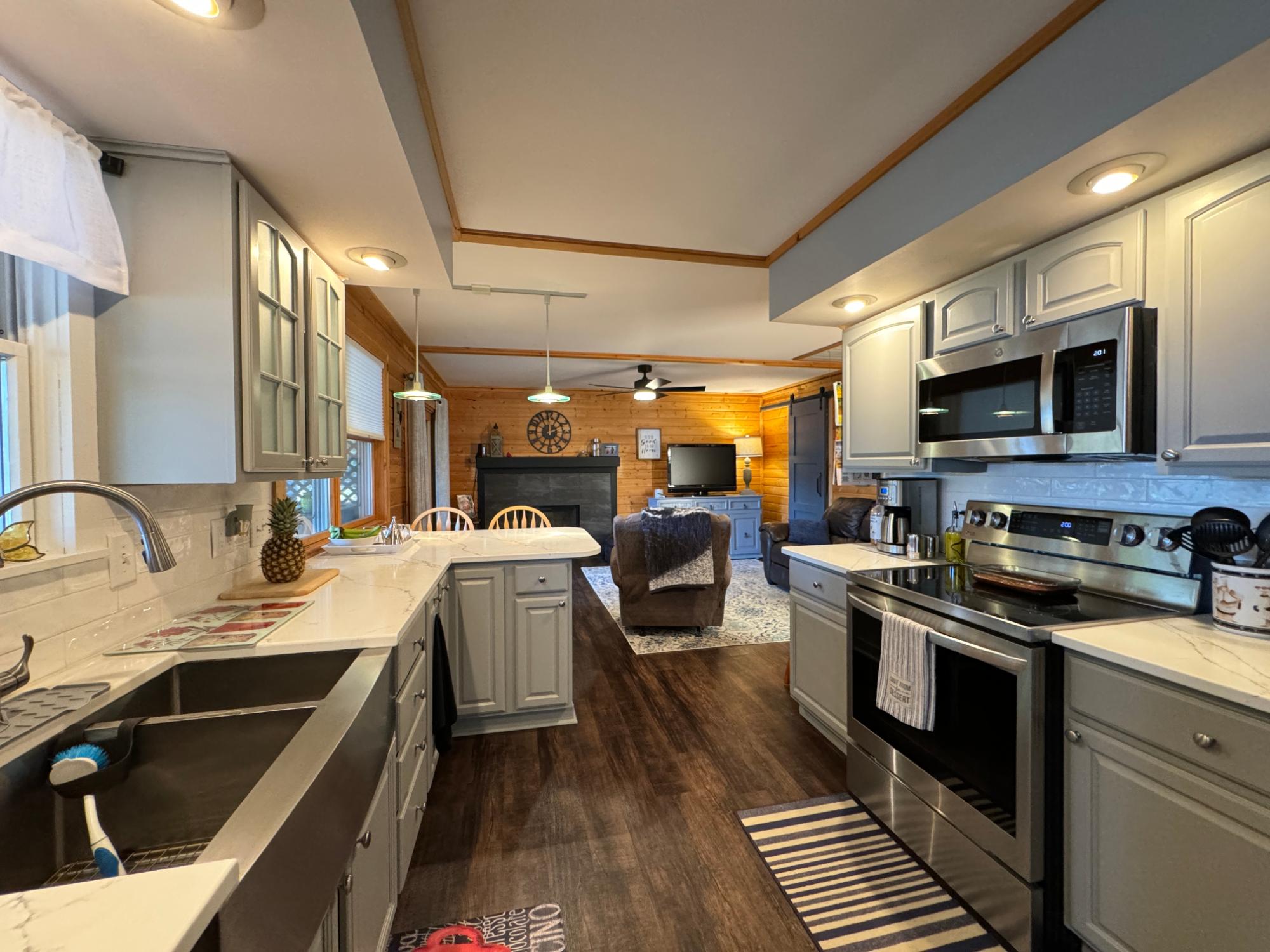 Picture 41 - Middle Sugarbush Lake Property 206675