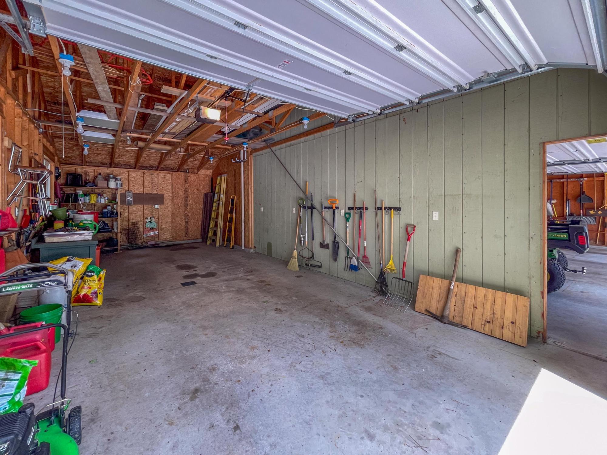 Picture 37 - Lake Julia Property 207049