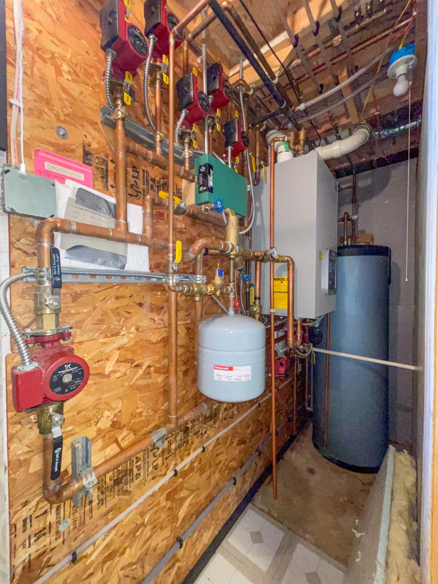 Picture 25 - Lake Julia Property 207049