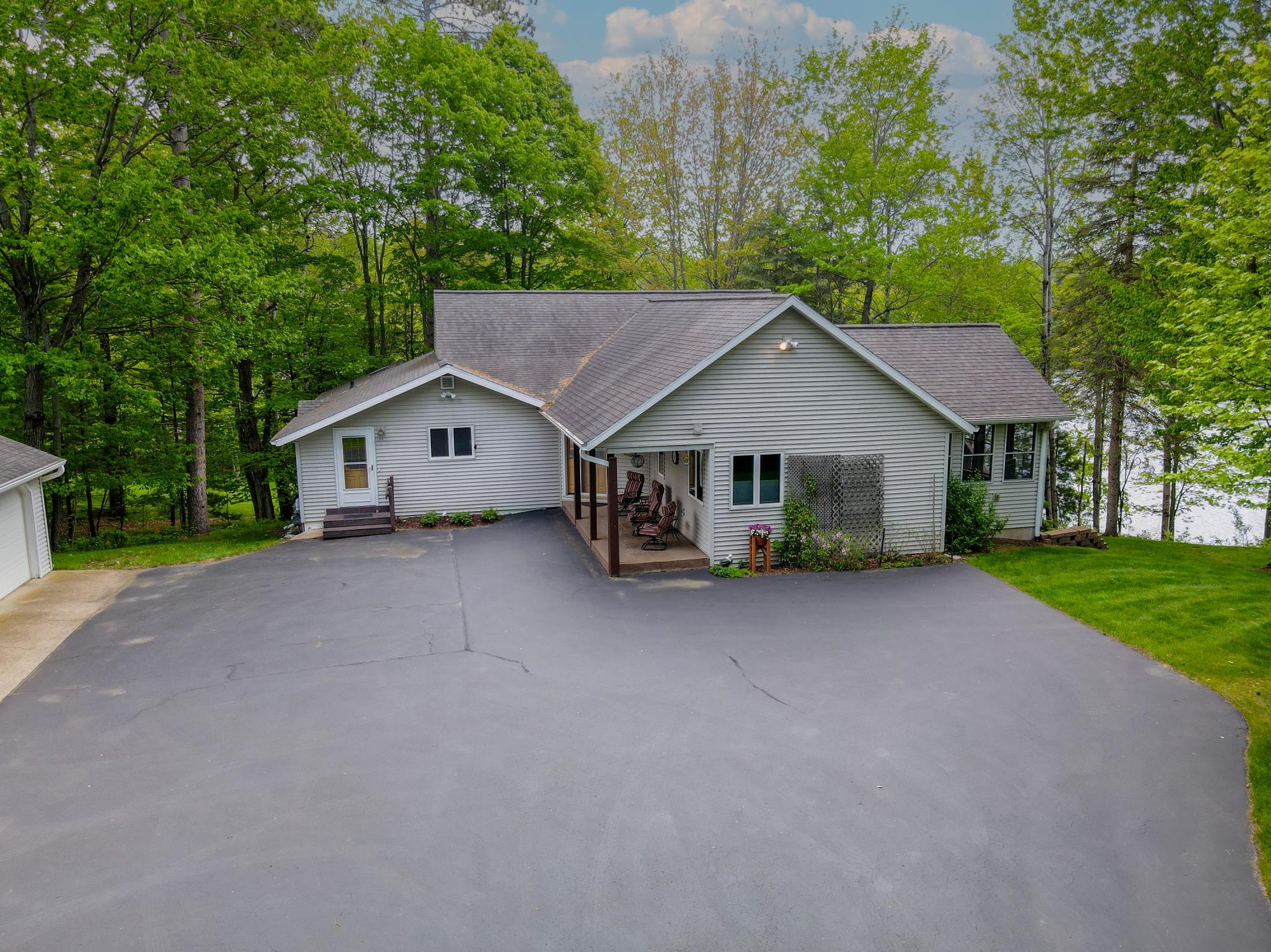 Picture 11 - Lake Julia Property 207049