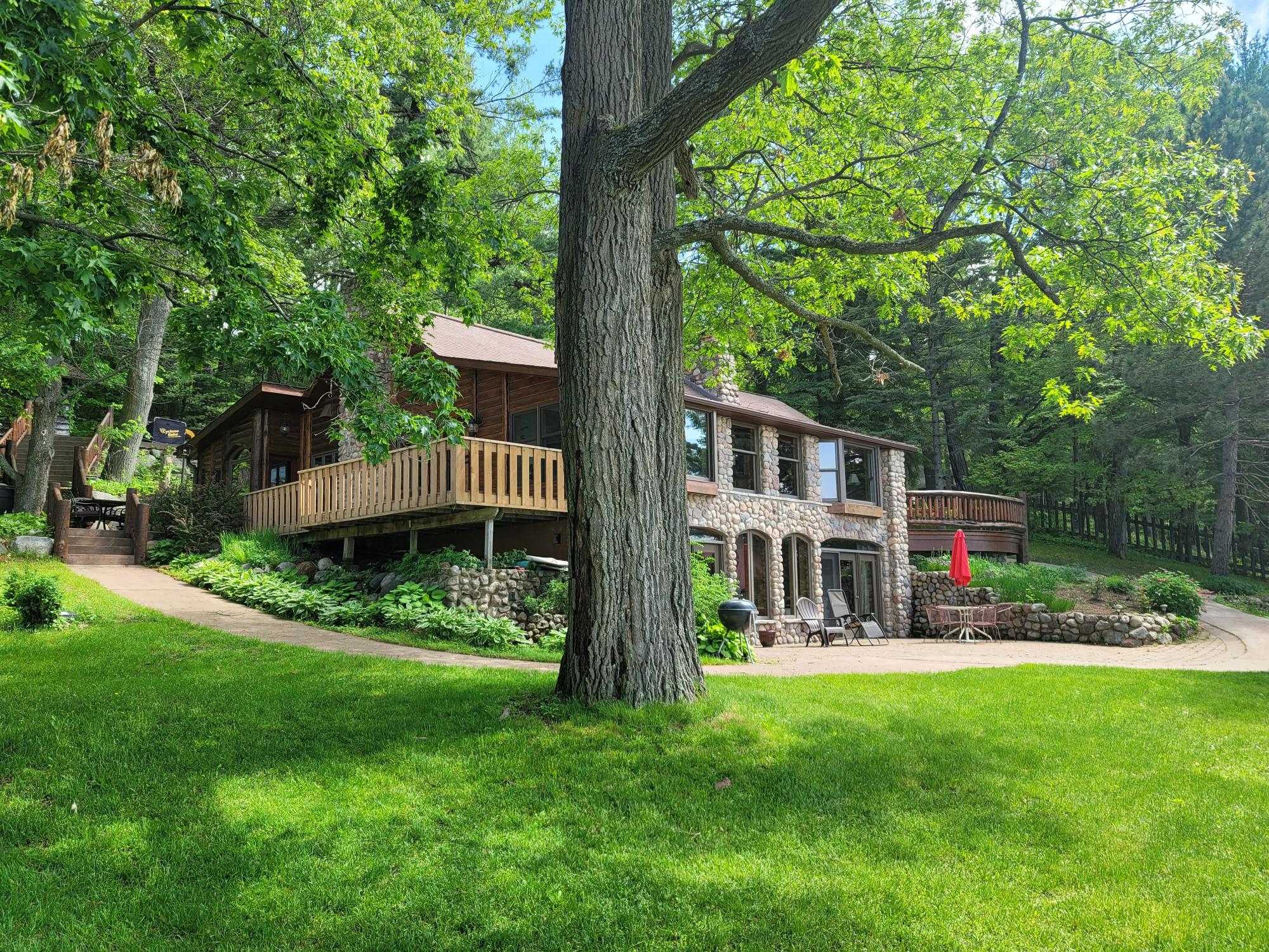 Tomahawk Lake Property 8247 Glencoe Dr Photo 1