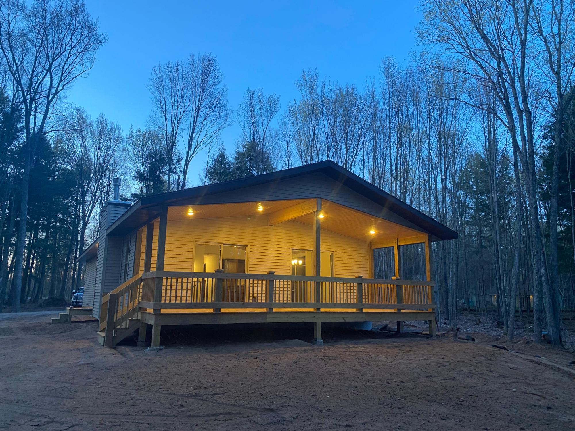 Picture 01 - Dog Lake Property 207418