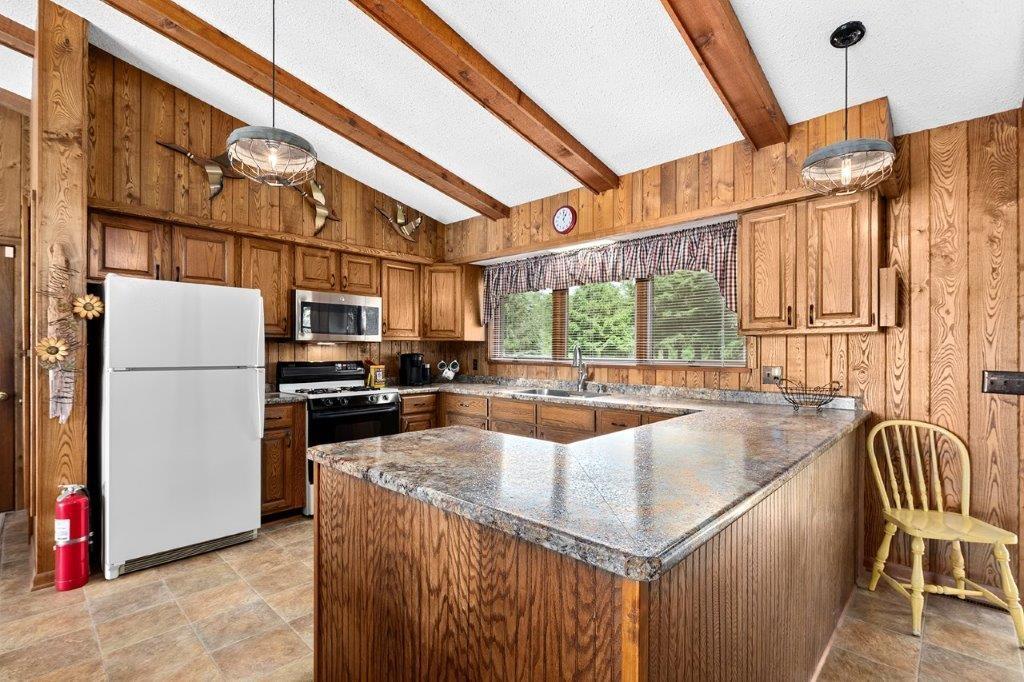 Picture 24 - Spider Lake Property 207697