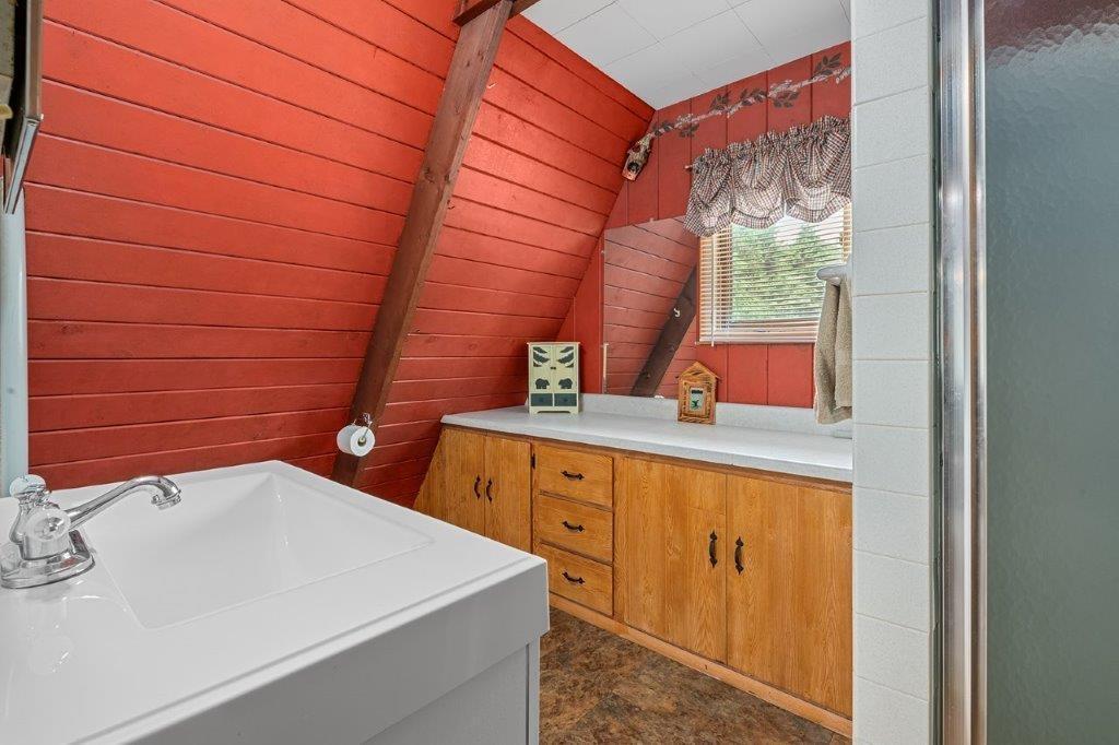 Picture 7 - Spider Lake Property 207697