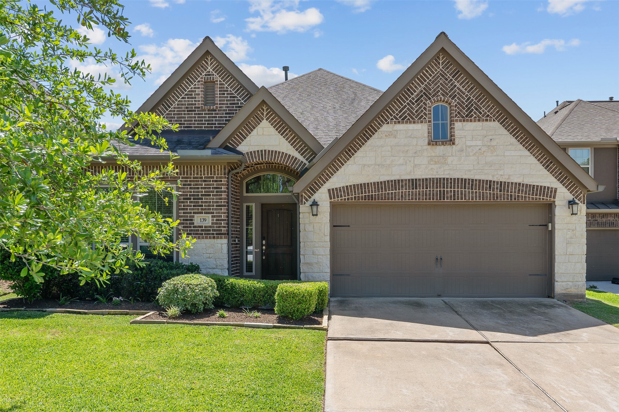 139 N Greatwood Glen Place  Place Montgomery TX 77316