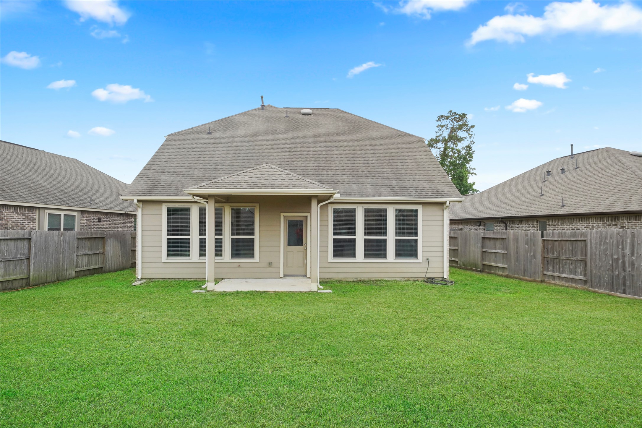 4321 Umber Shadow Drive  Drive Spring TX 77386