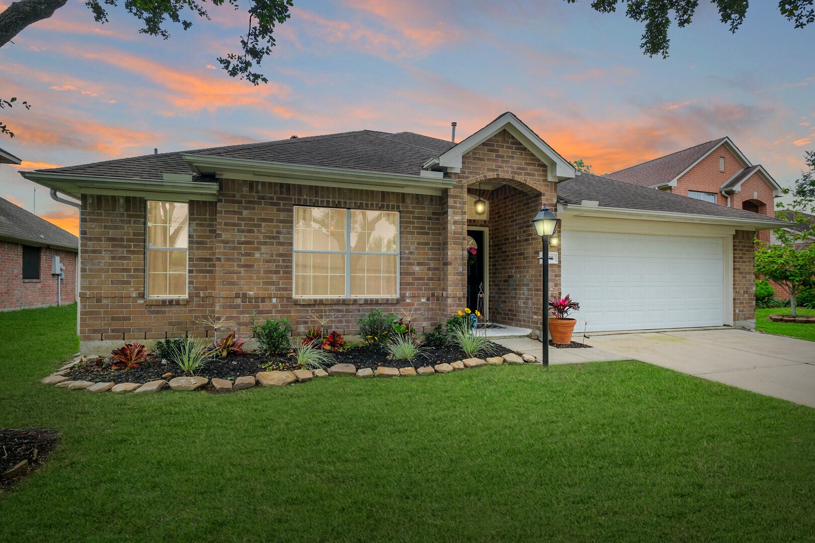 Pearland 1-story, 3-bed 5118 Blanco Drive-idx