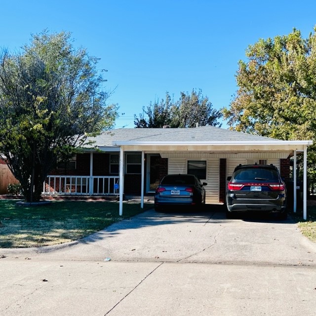 3 bedrooms/2 baths. Listing Realtor is related to Seller. Investor only. RENTS FOR $1,250 per month. Lease End Date: 08/31/2024. Listing Realtor is related to Seller OREC #134169.