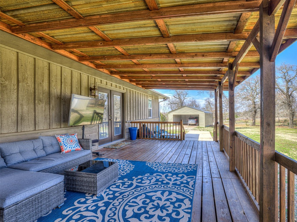 14051 Cemetery Road, Noble, OK 73068 deck featuring outdoor lounge area