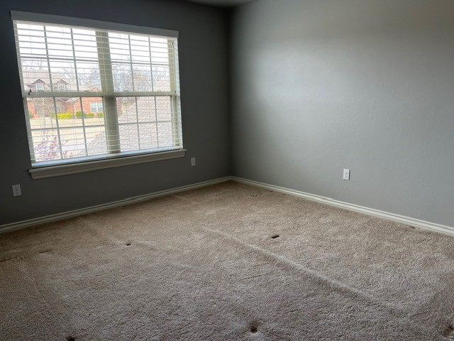 5600 Montford Way, Choctaw, OK 73020 view of carpeted spare room