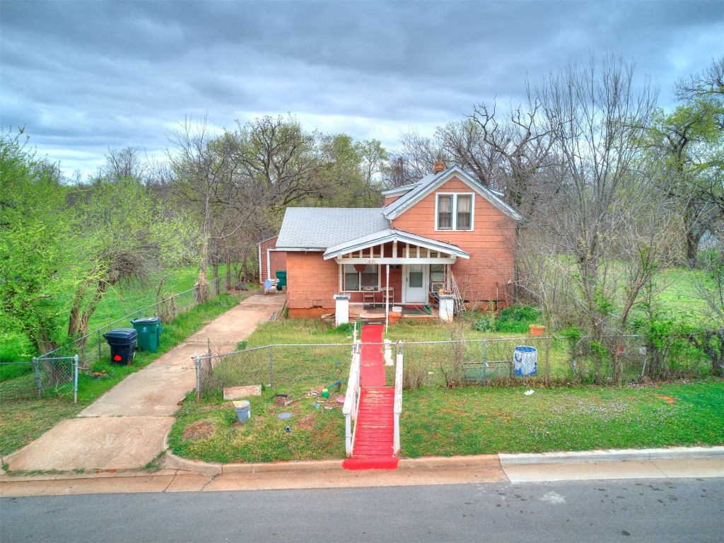 Check out this property in NE Oklahoma City!  Home has a lot of potential especially after some TLC.  Close to highways and shopping. Schedule a private showing today.