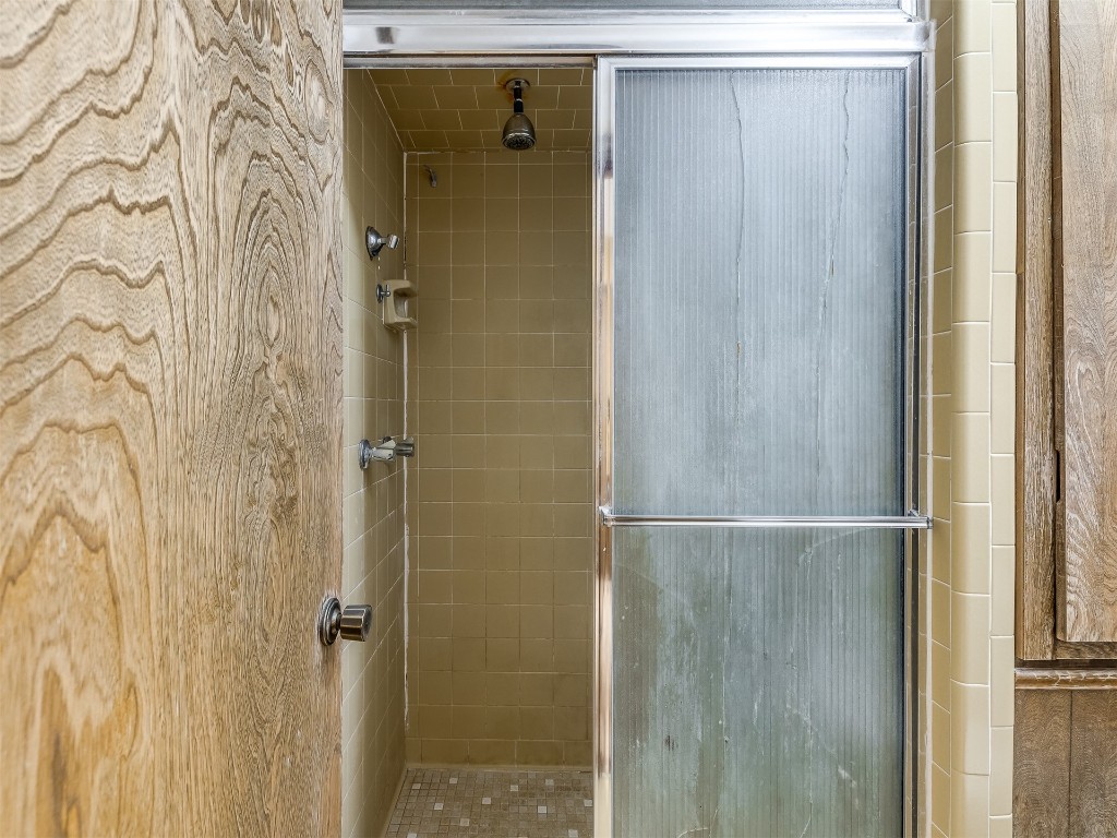 11313 Bluff Creek Drive, Oklahoma City, OK 73162 bathroom with walk in shower