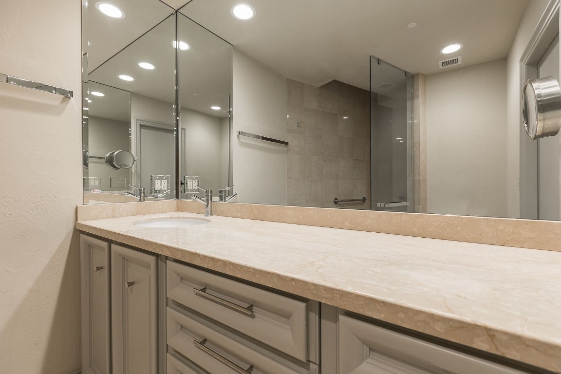 2419 NW Grand Boulevard, Nichols Hills, OK 73116 bathroom with vanity
