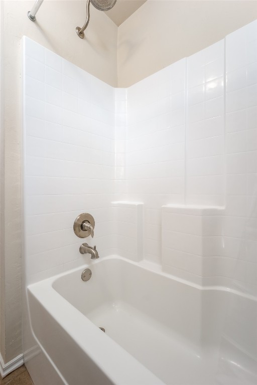 5505 Clearwater Drive, Oklahoma City, OK 73179 bathroom with shower / bathtub combination