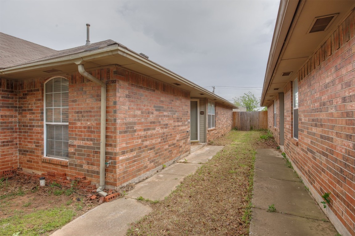 12104 N Dewey Avenue, Oklahoma City, OK 73114 view of property exterior