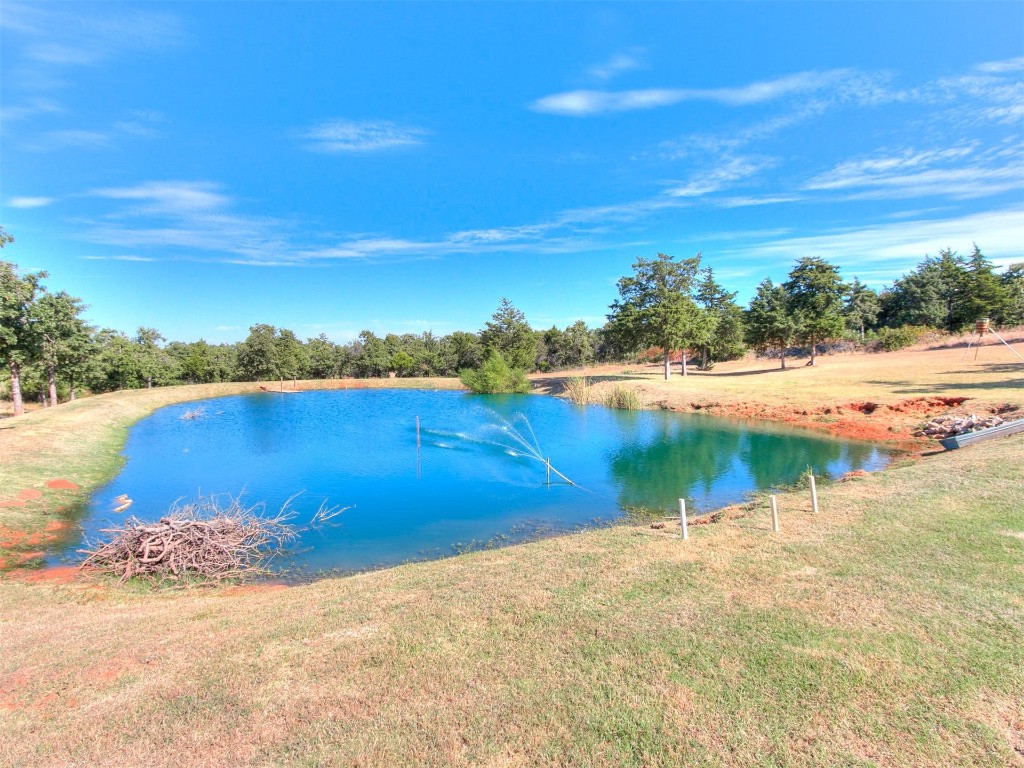 2350 Gina Court, Guthrie, OK 73044 view of water view