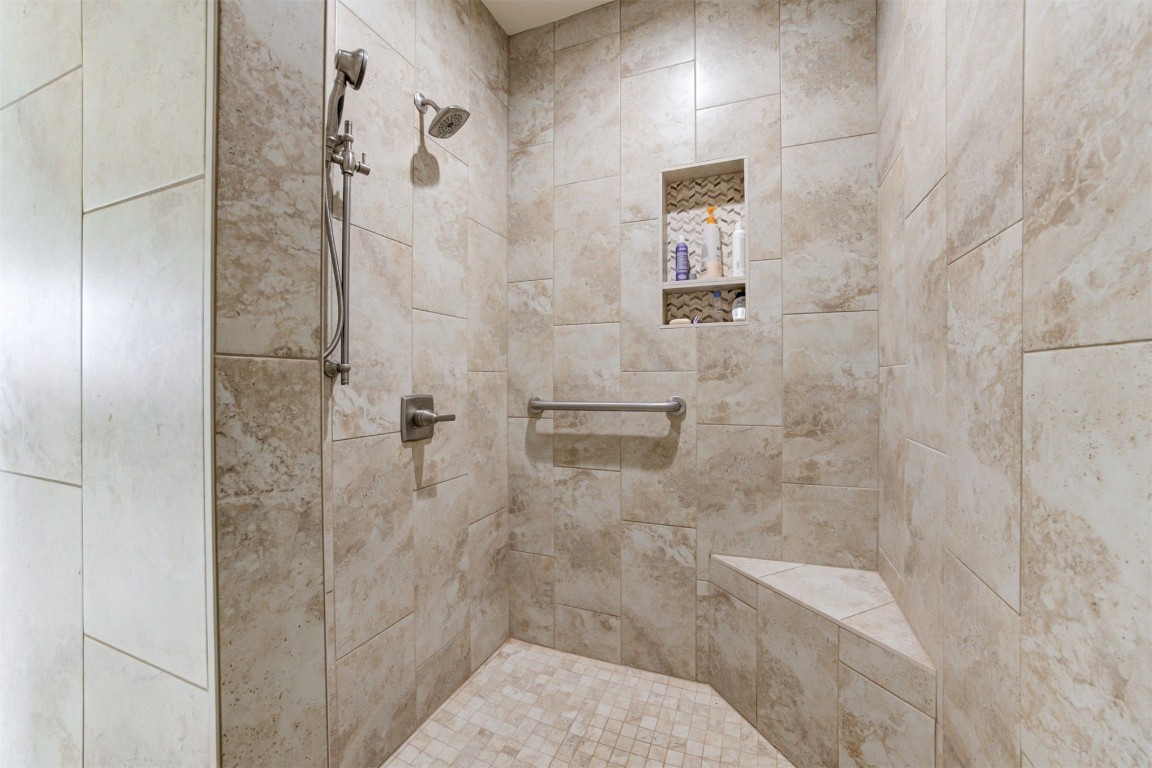 12712 Bristlecone Pine Boulevard, Oklahoma City, OK 73142 bathroom featuring tiled shower