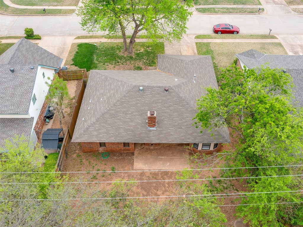 1521 NE 3rd Street, Moore, OK 73160 view of drone / aerial view