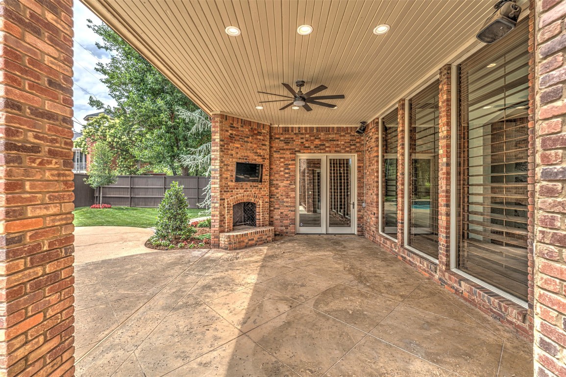 6516 NW Grand Boulevard, Nichols Hills, OK 73116 view of patio / terrace featuring ceiling fan