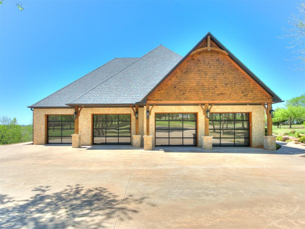 2892 Rustic View Drive, Goldsby, OK 73093 view of front facade featuring a garage