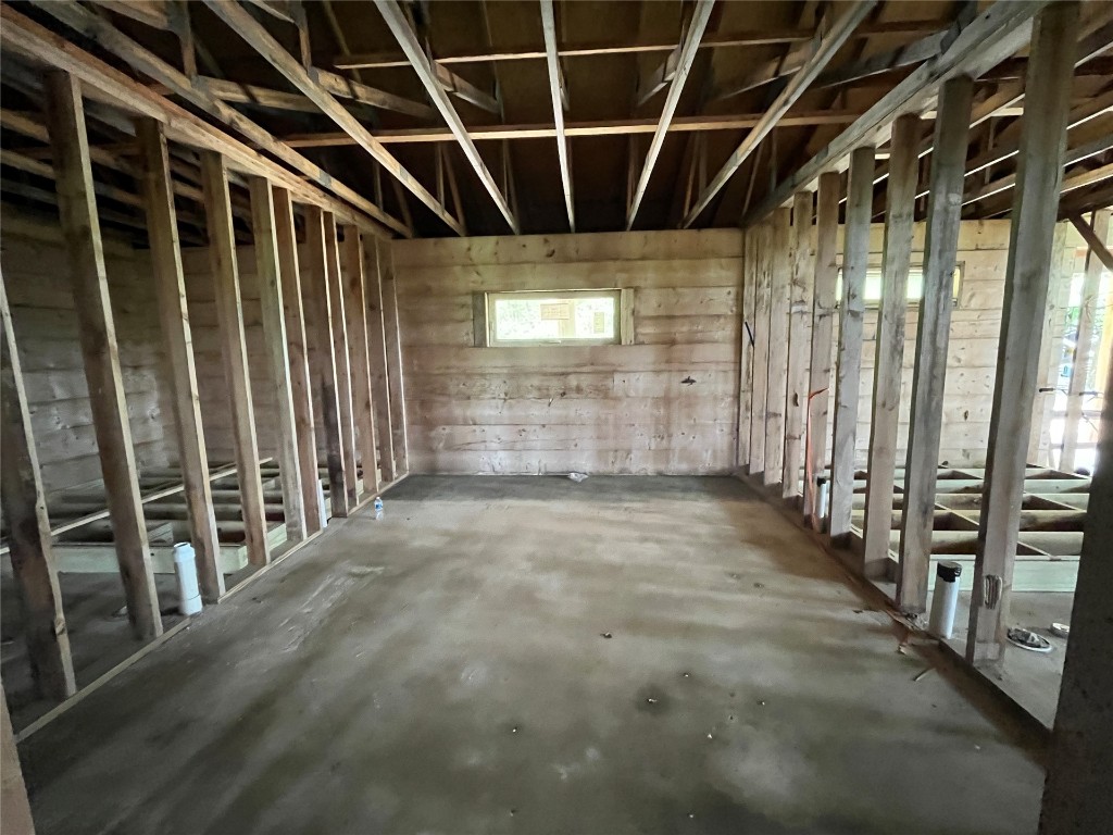 483 Cottontail Trail, Broken Bow, OK 74728 miscellaneous room with concrete floors