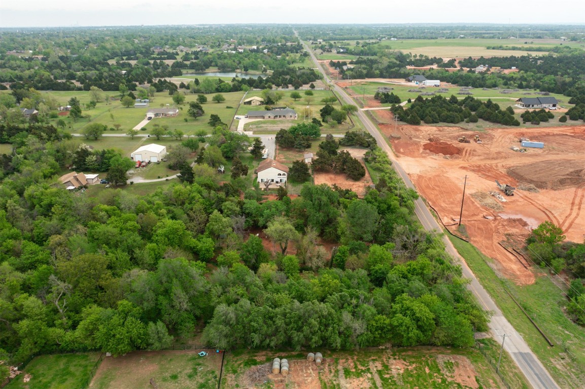 1517 S Spring Creek Drive, Mustang, OK 73064 view of birds eye view of property