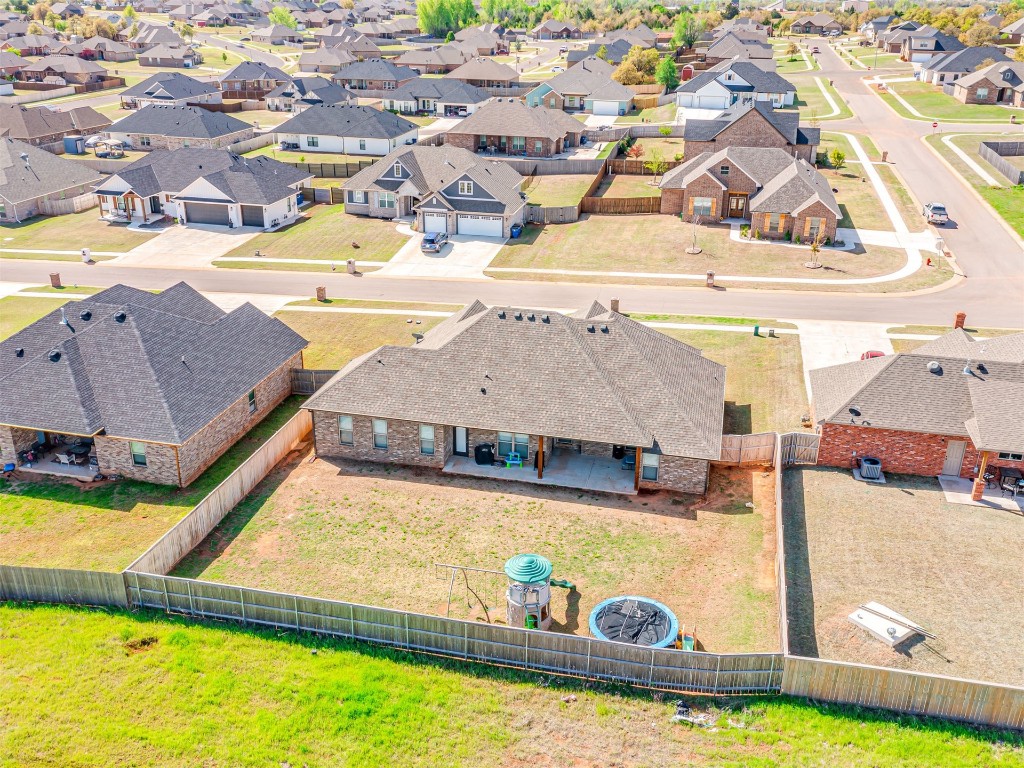 515 Isabella Drive, Blanchard, OK 73010 view of birds eye view of property