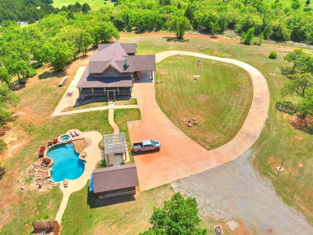 2050 S Henney Road, Guthrie, OK 73044 view of birds eye view of property
