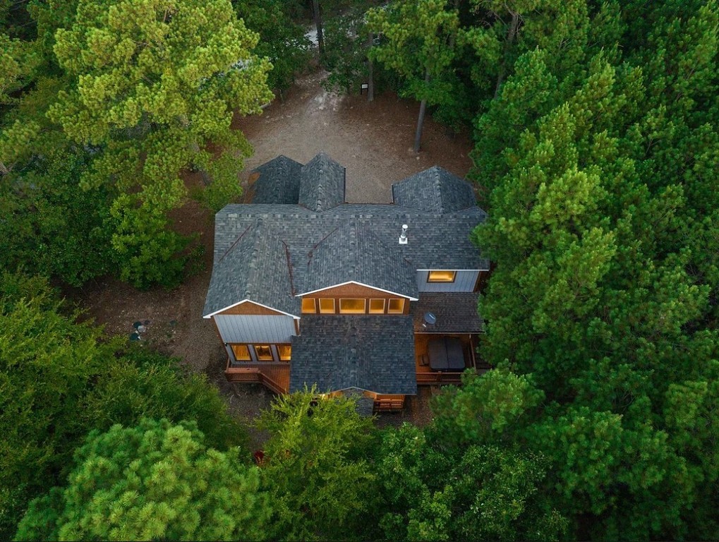 28 Silent Stream Trail, Broken Bow, OK 74728 view of drone / aerial view