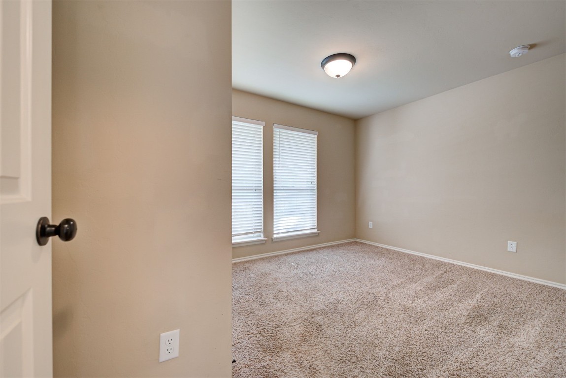 3508 Frederick Drive, Norman, OK 73071 unfurnished room with carpet floors
