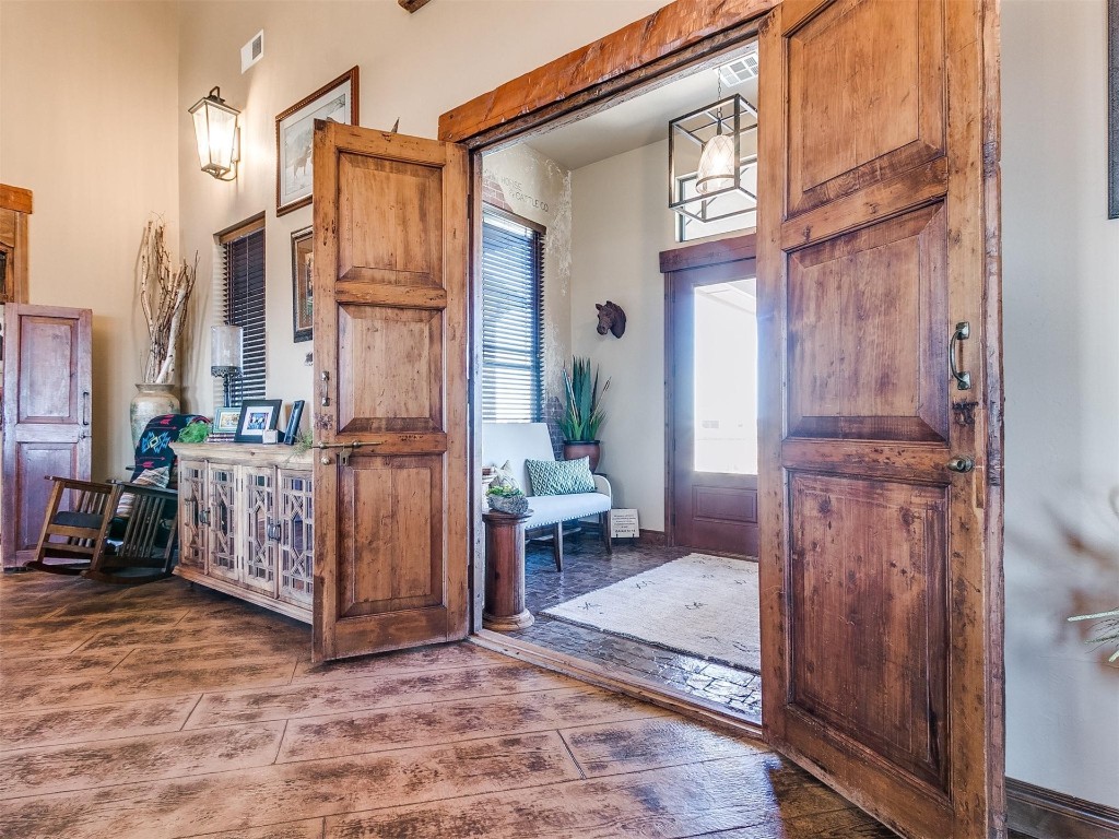 5400 N Piedmont Road, Piedmont, OK 73078 entrance foyer featuring wood-type flooring