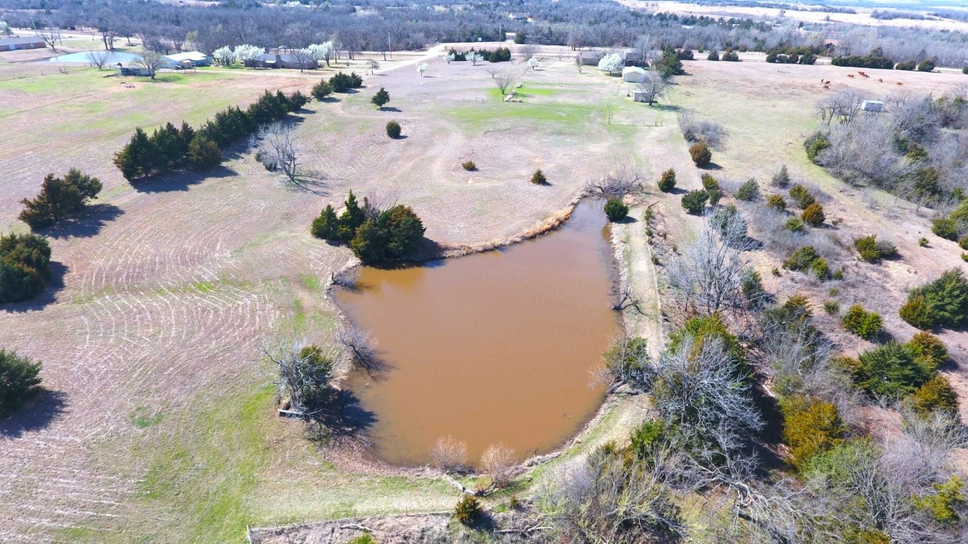 25550 County Road 110, Perry, OK 73077 aerial view featuring a water view