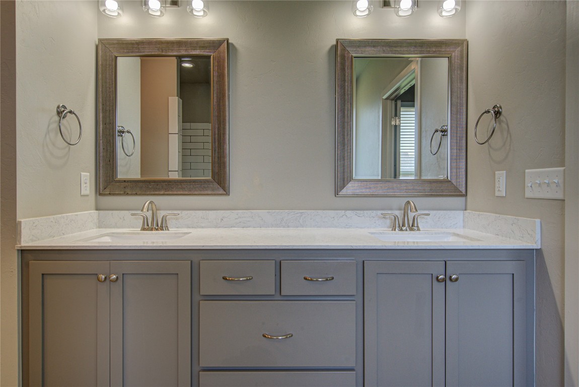 201 Casey Lane, Washington, OK 73093 bathroom featuring dual vanity