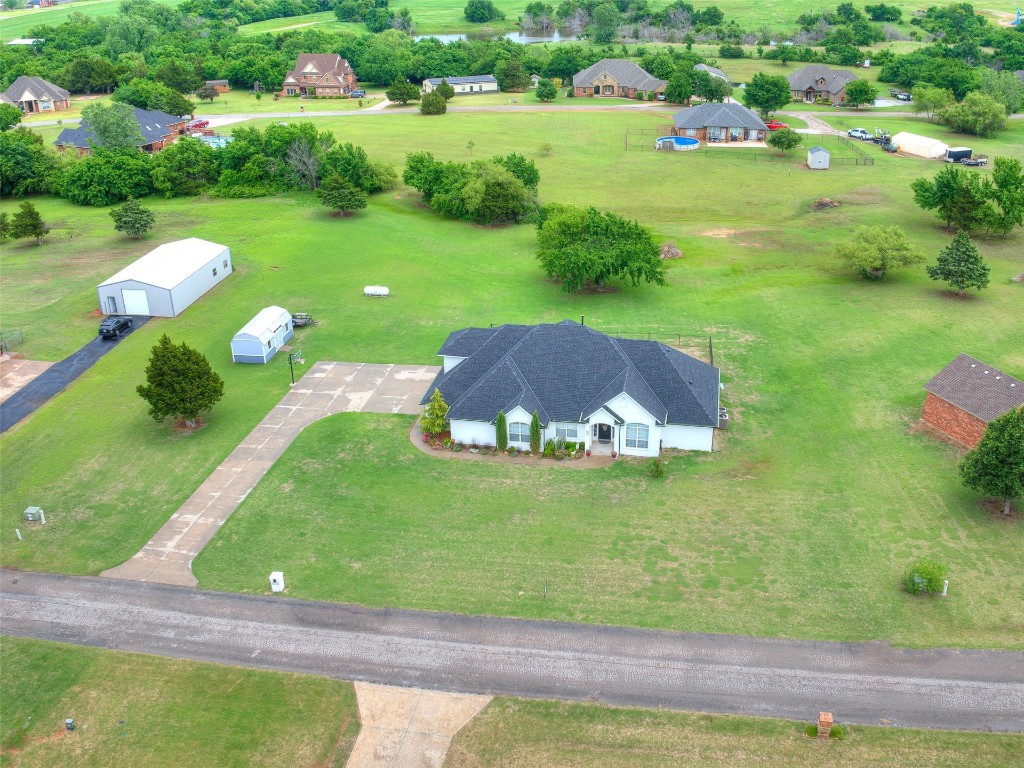 835 County Street 2922, Tuttle, OK 73089 view of yard