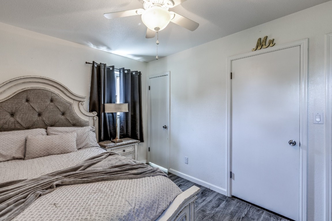 2709 SW 65th Street, Oklahoma City, OK 73159 bedroom with ceiling fan