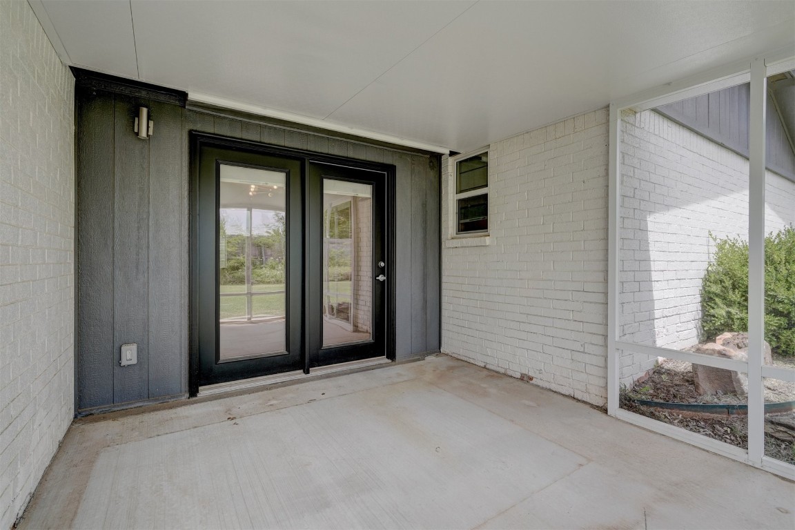 10112 Midfield Cross Street, Oklahoma City, OK 73159 view of entrance to property