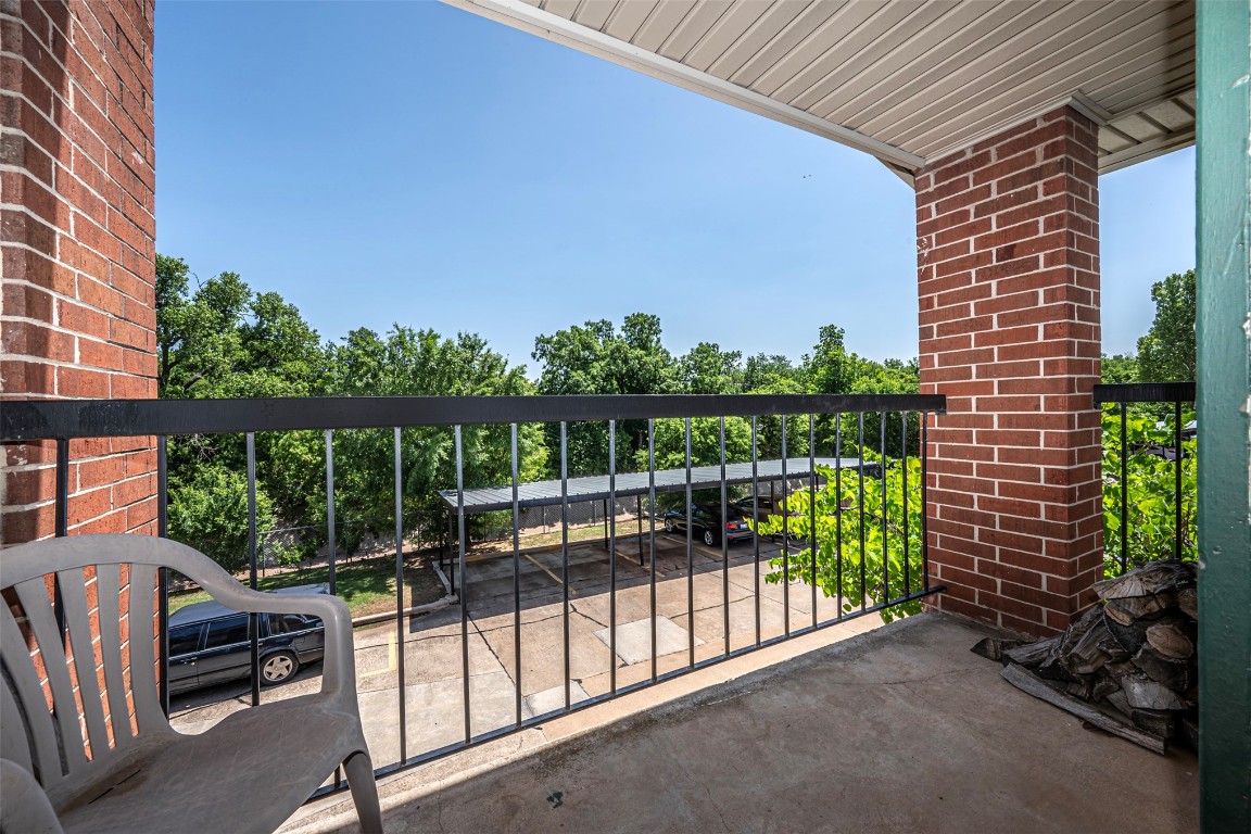 4400 Hemingway Drive, #242, Oklahoma City, OK 73118 view of balcony