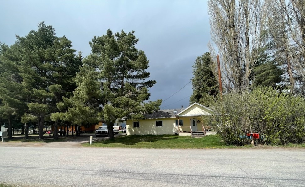 Great investment!!! No zoning. No Covenants. Convenient Columbia Falls Location close to Glacier National Park and Flathead River. 1 acre with large trees for privacy. 2 mobile homes that need TLC.  Endless opportunities with this property.  This one won't last long call for your showing today.  Sonny Hadley 406-253-4814 or your real estate professional.