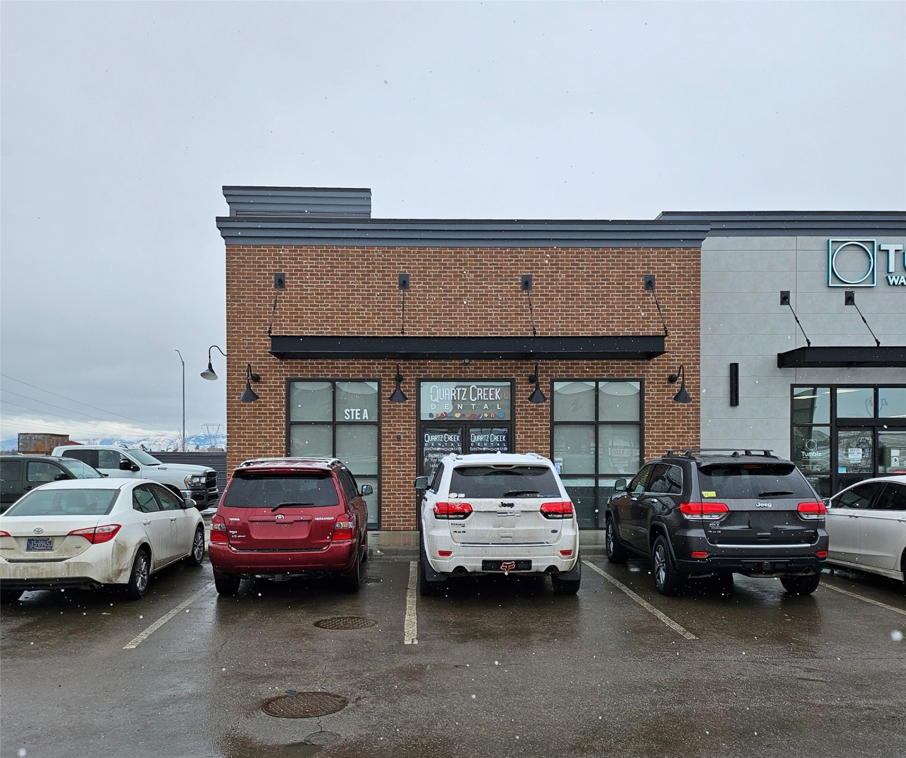1774 sq ft office available for lease in one of Kalispell's newest business parks! Amazing location! Easy ingress and egress. Great mixture of businesses. Currently a dentist office. Zoned B5 PUD. Available September 1, 2024.