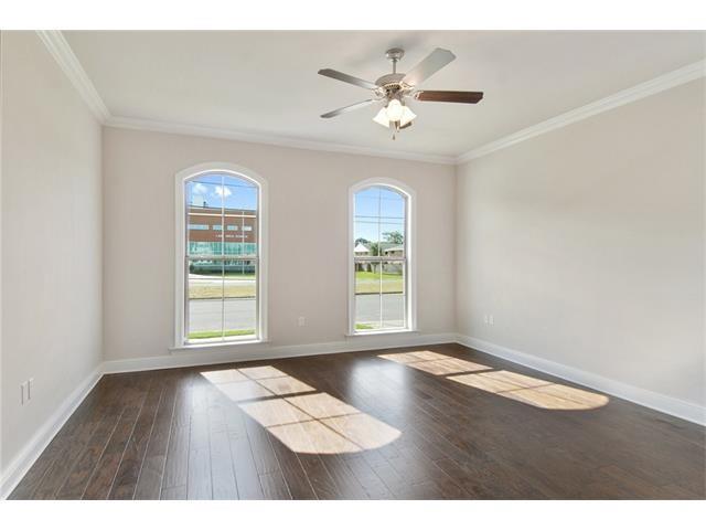 Homes for sale in New Orleans, LA | 6035 Paris Ave, New Orleans, LA 70122 | MLS# 2334860