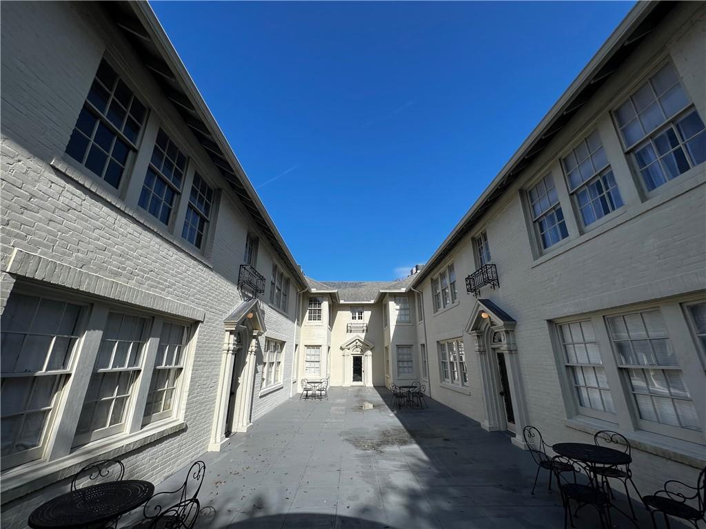 Photo 2 of Condominium at 4239 St Charles Ave #P, New Orleans, LA 70129 | MLS# 2378006 |  | Sold on 2023-03-14