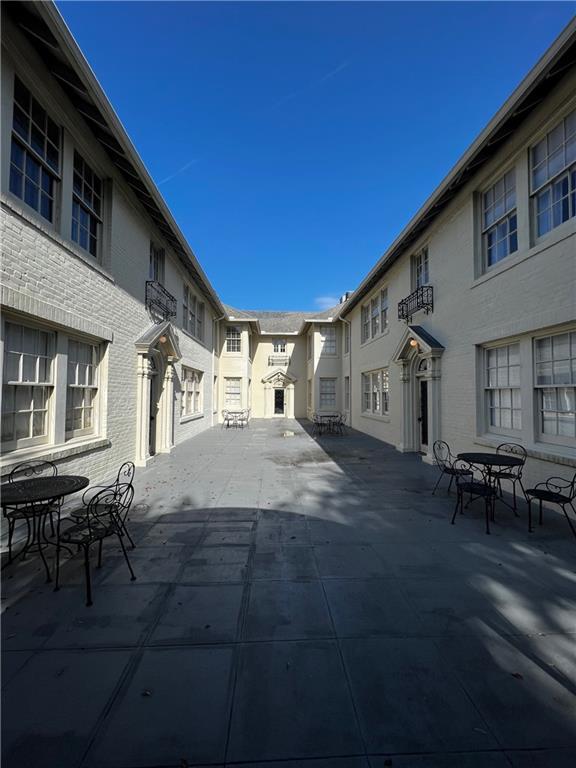Photo 3 of Condominium at 4239 St Charles Ave #P, New Orleans, LA 70129 | MLS# 2378006 |  | Sold on 2023-03-14