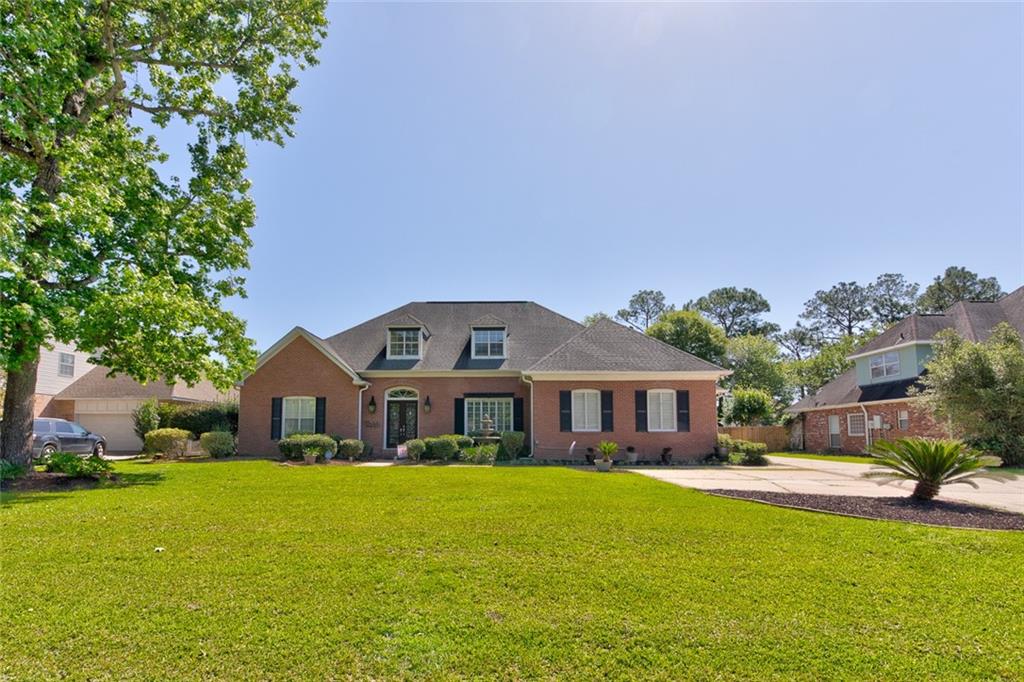 2043 Hampshire Drive, Slidell, Louisiana image 1