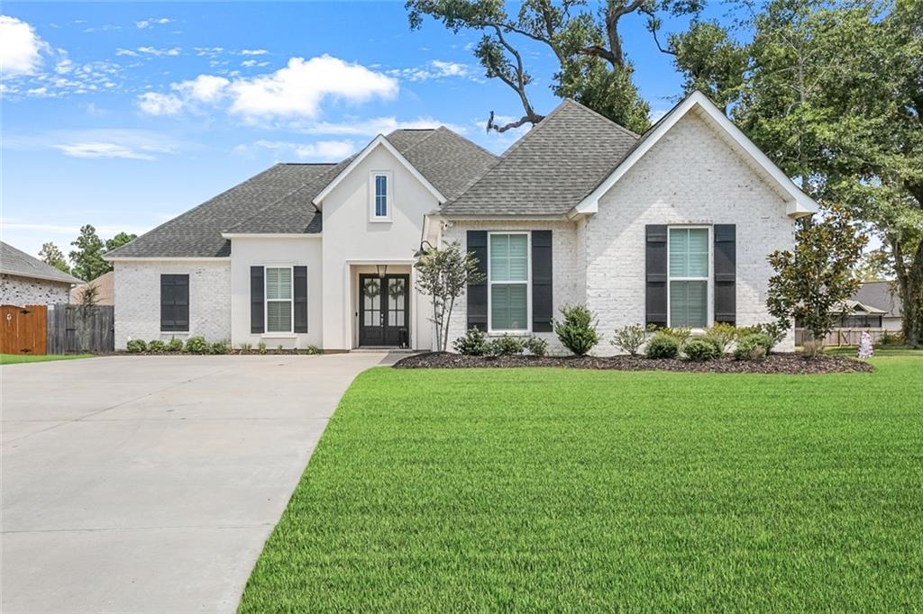 4077 Oak Bend Lane, Madisonville, Louisiana image 1