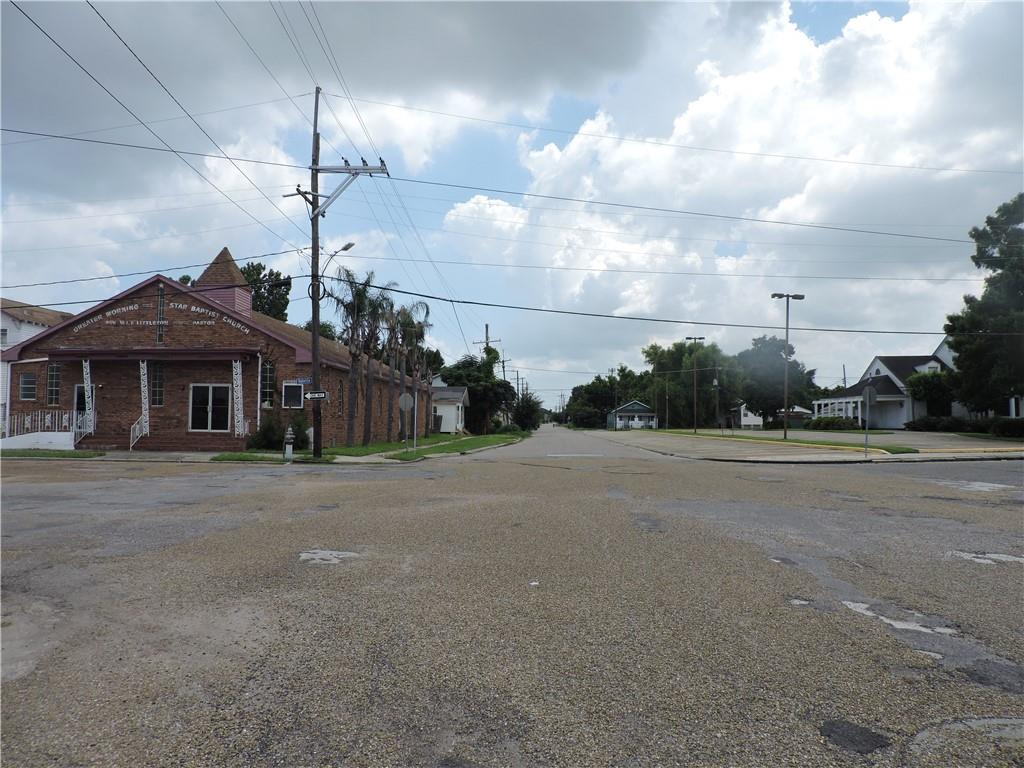 1306 Belleville Street, New Orleans, Louisiana image 9